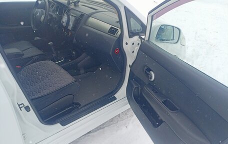 Nissan Tiida, 2011 год, 695 000 рублей, 11 фотография