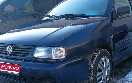Volkswagen Polo III рестайлинг, 1999 год, 160 000 рублей, 2 фотография