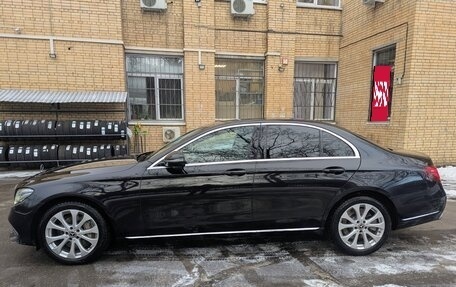 Mercedes-Benz E-Класс, 2018 год, 3 700 000 рублей, 5 фотография