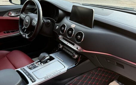 KIA Stinger I, 2019 год, 3 950 000 рублей, 16 фотография