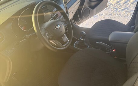 KIA Rio III рестайлинг, 2014 год, 850 000 рублей, 9 фотография