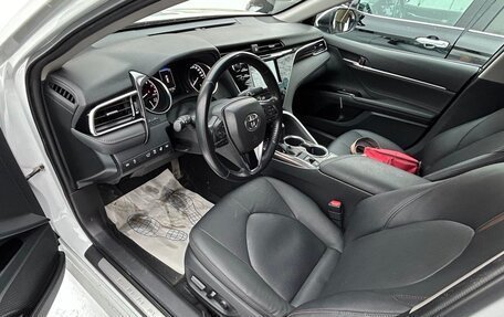 Toyota Camry, 2021 год, 3 100 000 рублей, 6 фотография