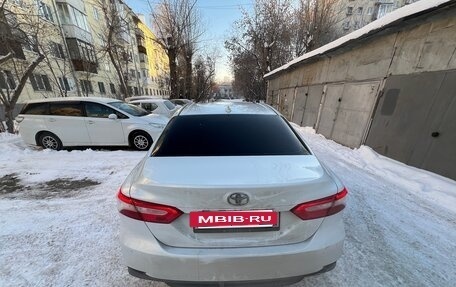 Toyota Camry, 2021 год, 3 100 000 рублей, 4 фотография