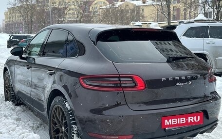 Porsche Macan I рестайлинг, 2015 год, 1 630 000 рублей, 4 фотография