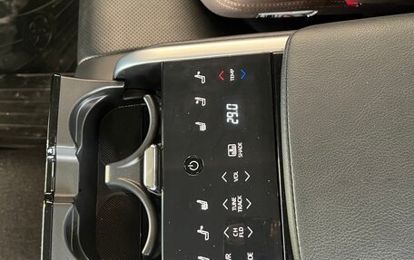 Toyota Camry, 2021 год, 3 350 000 рублей, 12 фотография