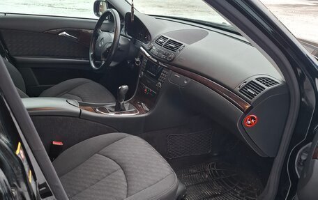 Mercedes-Benz E-Класс, 2004 год, 690 000 рублей, 5 фотография