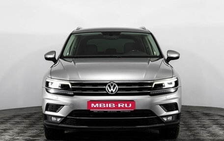 Volkswagen Tiguan II, 2017 год, 1 999 000 рублей, 3 фотография