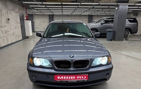 BMW 3 серия, 2004 год, 700 000 рублей, 2 фотография
