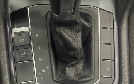 Volkswagen Tiguan II, 2018 год, 2 850 000 рублей, 15 фотография