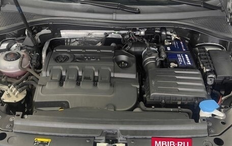 Volkswagen Tiguan II, 2018 год, 2 850 000 рублей, 10 фотография