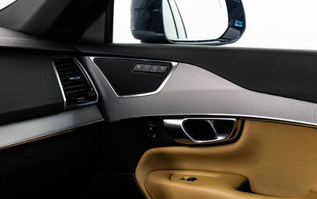 Volvo XC90 II рестайлинг, 2017 год, 3 149 000 рублей, 16 фотография