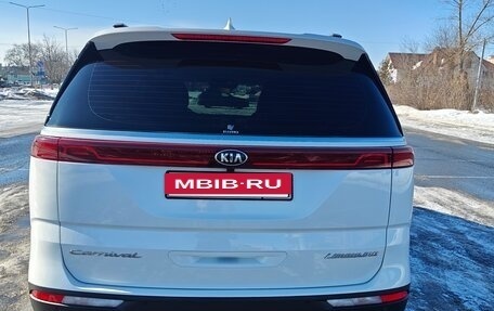 KIA Carnival, 2021 год, 5 300 000 рублей, 6 фотография