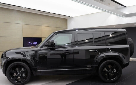 Land Rover Defender II, 2025 год, 17 510 000 рублей, 3 фотография