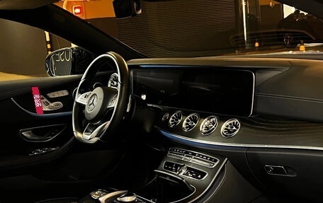 Mercedes-Benz E-Класс, 2017 год, 3 700 000 рублей, 2 фотография