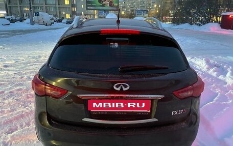 Infiniti FX II, 2011 год, 2 150 000 рублей, 2 фотография