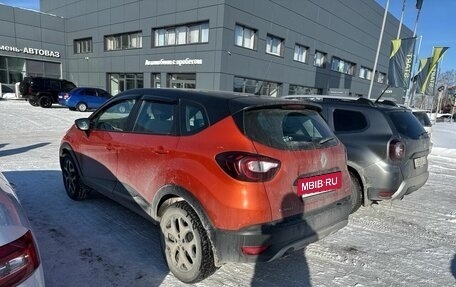 Renault Kaptur I рестайлинг, 2016 год, 1 355 000 рублей, 3 фотография