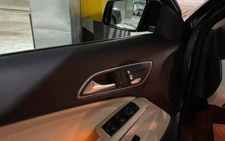 Mercedes-Benz GLA, 2019 год, 2 100 000 рублей, 5 фотография