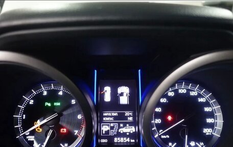 Toyota Land Cruiser Prado 150 рестайлинг 2, 2016 год, 3 860 000 рублей, 13 фотография