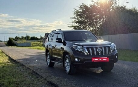 Toyota Land Cruiser Prado 150 рестайлинг 2, 2016 год, 3 860 000 рублей, 2 фотография