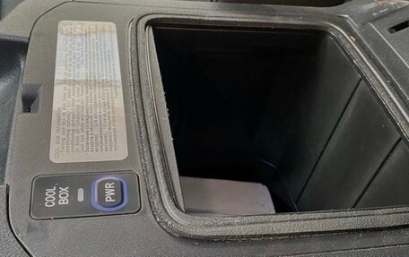 Toyota Land Cruiser Prado 150 рестайлинг 2, 2016 год, 3 860 000 рублей, 18 фотография