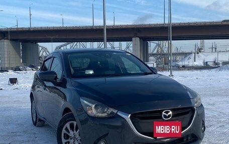 Mazda Demio IV, 2016 год, 980 000 рублей, 2 фотография