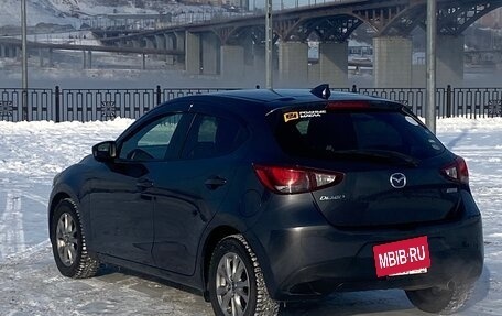 Mazda Demio IV, 2016 год, 980 000 рублей, 4 фотография