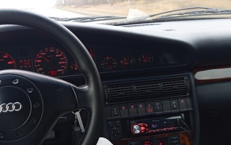 Audi 100, 1993 год, 650 000 рублей, 4 фотография