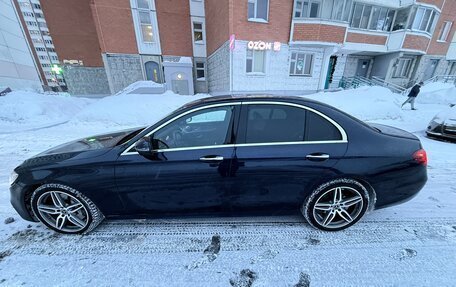 Mercedes-Benz E-Класс, 2020 год, 3 950 000 рублей, 7 фотография