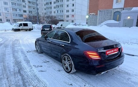 Mercedes-Benz E-Класс, 2020 год, 3 950 000 рублей, 6 фотография