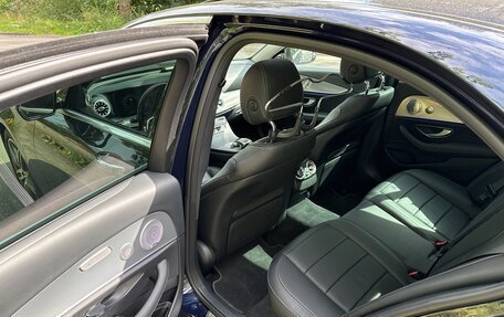 Mercedes-Benz E-Класс, 2020 год, 3 950 000 рублей, 20 фотография