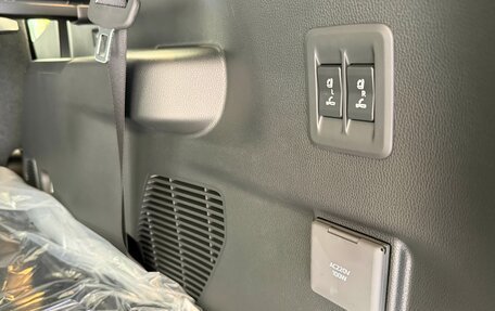 Toyota Land Cruiser Prado, 2025 год, 13 800 000 рублей, 25 фотография