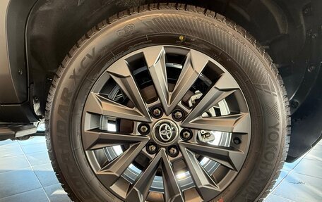 Toyota Land Cruiser Prado, 2025 год, 13 800 000 рублей, 27 фотография