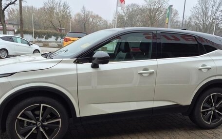 Nissan Qashqai, 2022 год, 2 500 000 рублей, 2 фотография