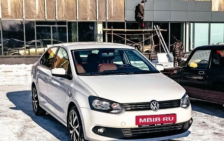 Volkswagen Polo VI (EU Market), 2010 год, 549 664 рублей, 2 фотография