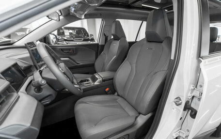 Toyota RAV4, 2025 год, 5 000 000 рублей, 9 фотография