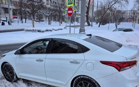 Hyundai Solaris II рестайлинг, 2017 год, 1 400 000 рублей, 6 фотография