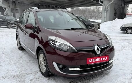 Renault Scenic III, 2013 год, 1 290 000 рублей, 3 фотография