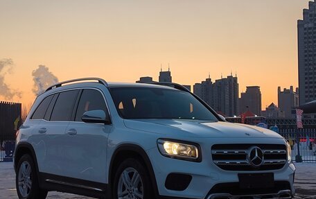 Mercedes-Benz GLB, 2020 год, 2 790 000 рублей, 3 фотография