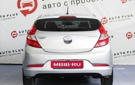Hyundai Solaris II рестайлинг, 2015 год, 989 000 рублей, 4 фотография