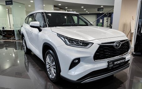 Toyota Highlander, 2025 год, 5 798 000 рублей, 3 фотография