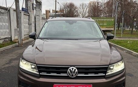 Volkswagen Tiguan II, 2019 год, 2 550 000 рублей, 1 фотография