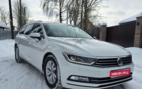 Volkswagen Passat B8 рестайлинг, 2018 год, 2 330 000 рублей, 1 фотография