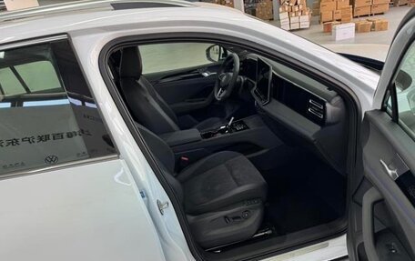 Volkswagen Tiguan, 2025 год, 4 302 000 рублей, 5 фотография