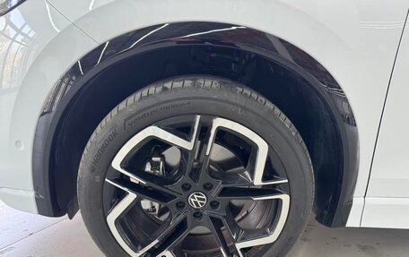 Volkswagen Tiguan, 2025 год, 4 302 000 рублей, 9 фотография