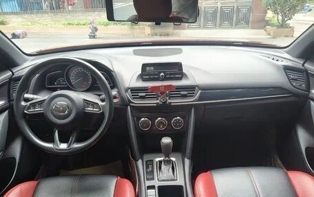 Mazda CX-4, 2021 год, 2 100 000 рублей, 4 фотография