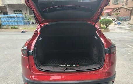 Mazda CX-4, 2021 год, 2 100 000 рублей, 7 фотография