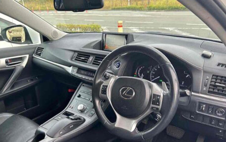 Lexus CT I рестайлинг, 2017 год, 1 400 777 рублей, 7 фотография