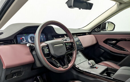 Land Rover Range Rover Evoque II, 2024 год, 6 000 000 рублей, 14 фотография