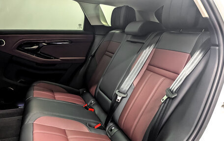 Land Rover Range Rover Evoque II, 2024 год, 6 000 000 рублей, 12 фотография