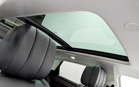 Land Rover Range Rover Evoque II, 2024 год, 6 000 000 рублей, 23 фотография